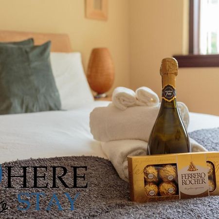 Lovely Apartment By The Hillwood Park-Free Parking EDI Exterior foto