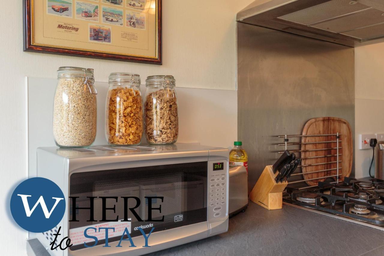 Lovely Apartment By The Hillwood Park-Free Parking EDI Exterior foto